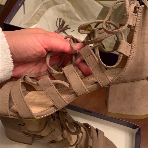 Laced up Sandals - Picture 2 of 4